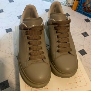 Mens Alexander McQueen size 43